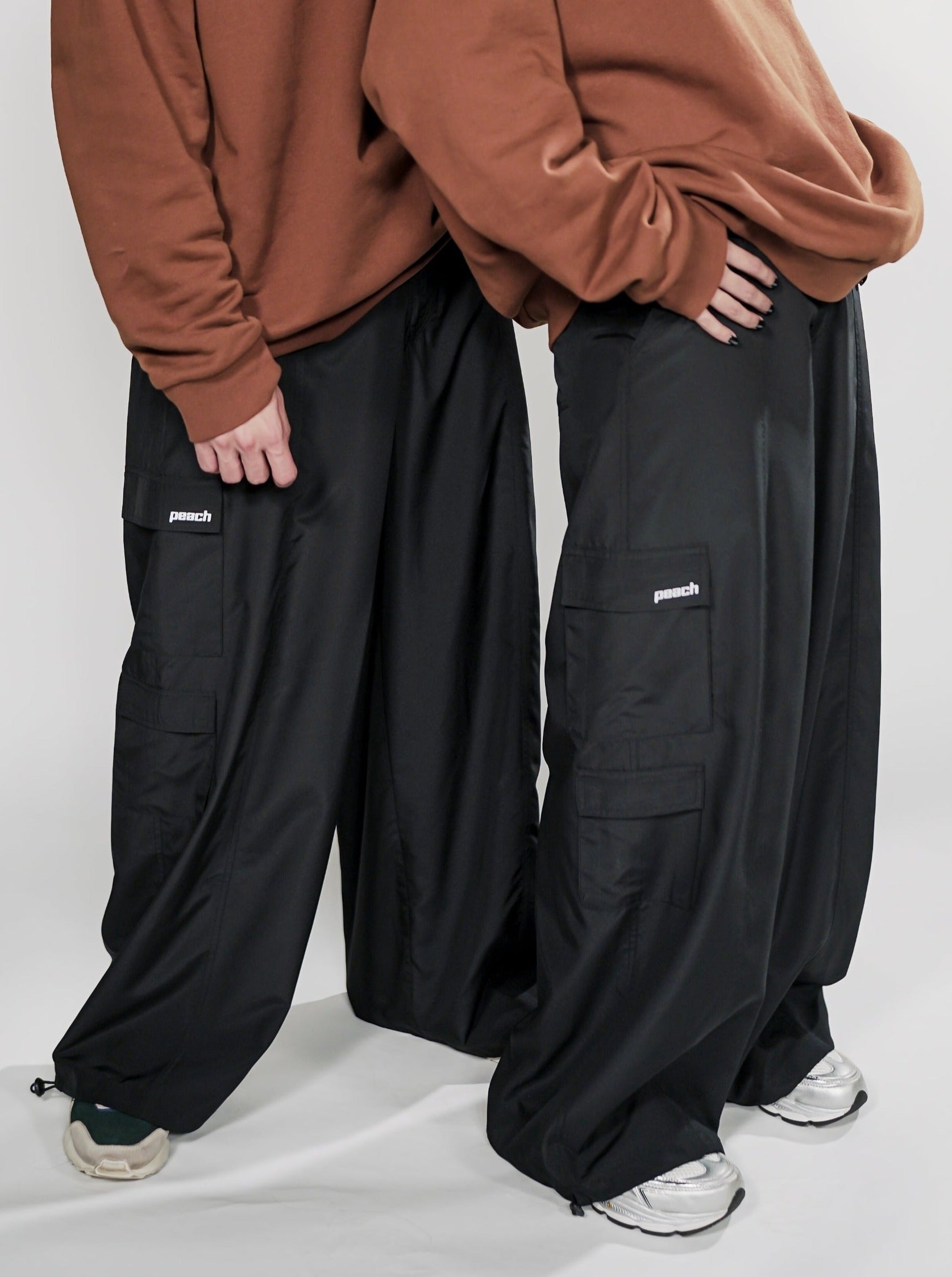 Parachute Pants (Black)